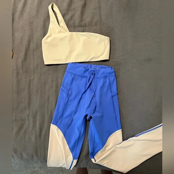 Aerie Offline beige and cobalt blue workout set - Picture 1 of 4